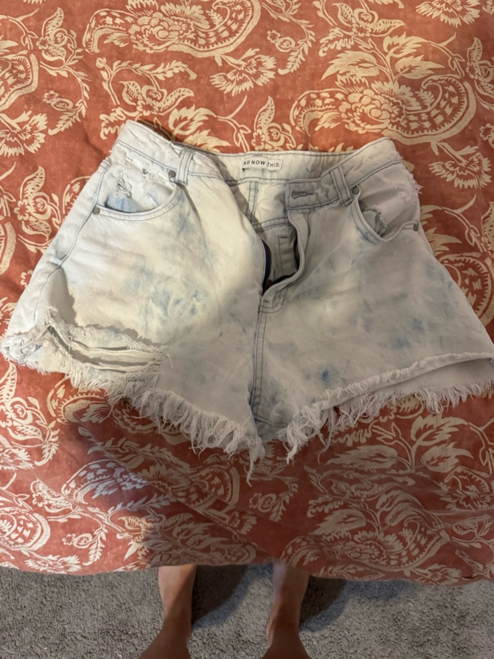 No Boundaries Light Blue Tie-Dye Frayed Denim Shorts